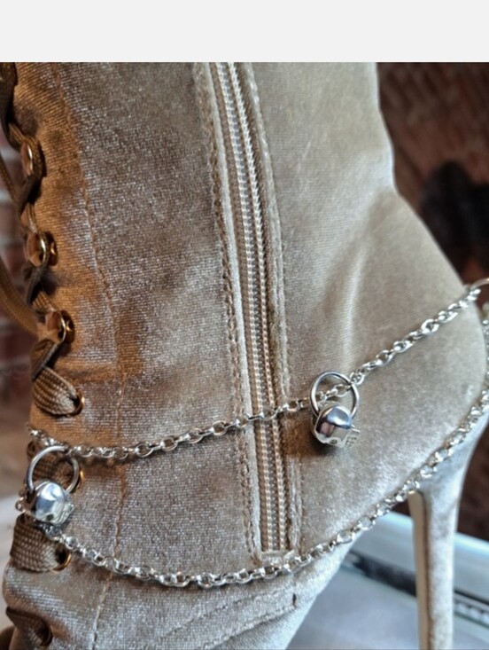 Shoes - Skull Boot/Shoe Chain
